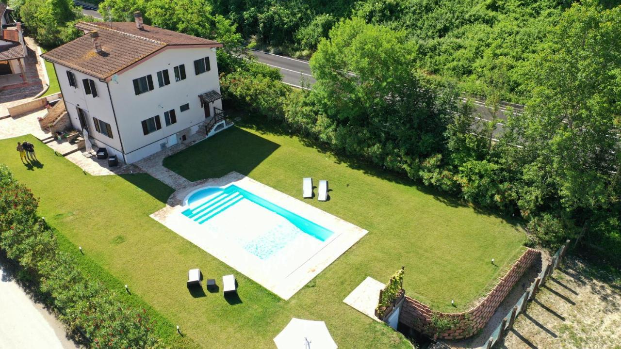 Country House Western Club Sant'Omero Extérieur photo