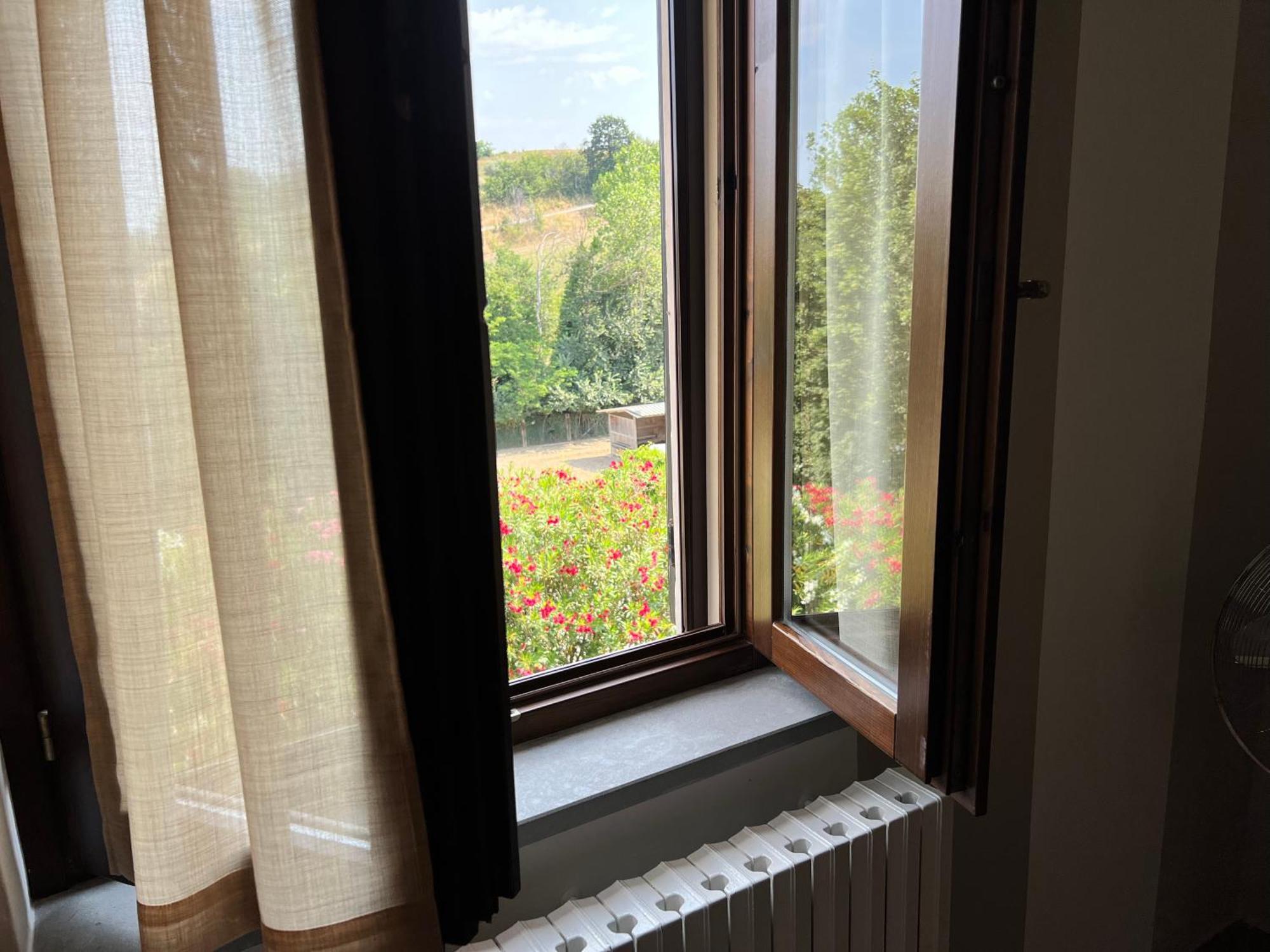 Country House Western Club Sant'Omero Extérieur photo